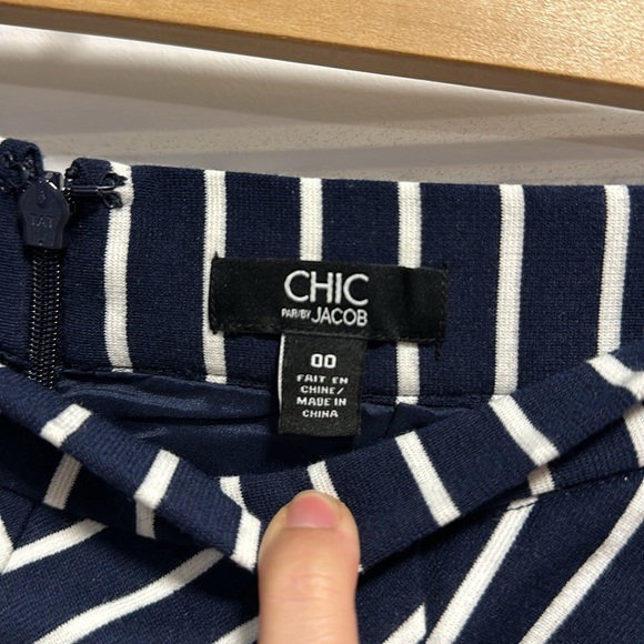 Jacob pencil skirt - Picture 2 of 2